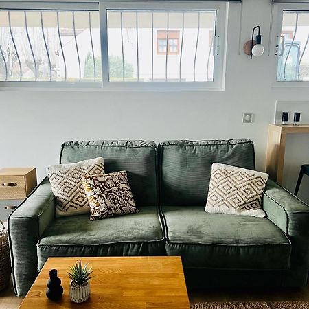 Superbe Studio Neuf - 20 Min Versailles Les Clayes-Sous-Bois Extérieur photo
